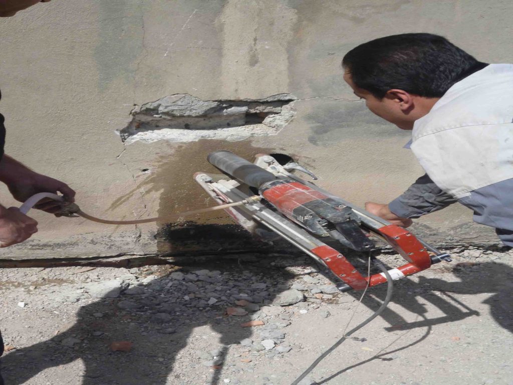 انجام آزمایشات بتن و میلگرد